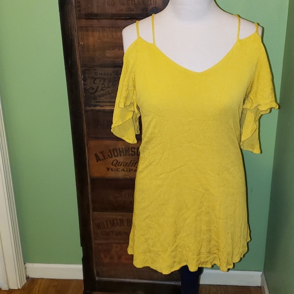 Lulus Tops - Lulus flutter sleeve off the shoulder top